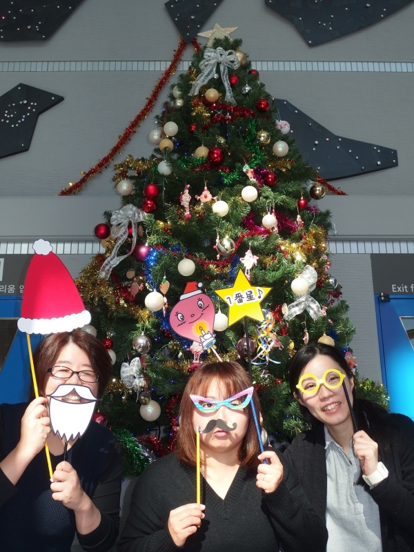 『姫路科学館のクリスマスを楽しもう！』　姫路市 [画像]