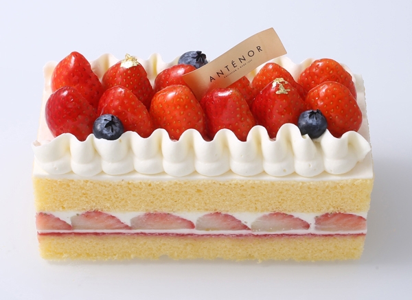 アンテノール／あまおう苺のショートケーキ