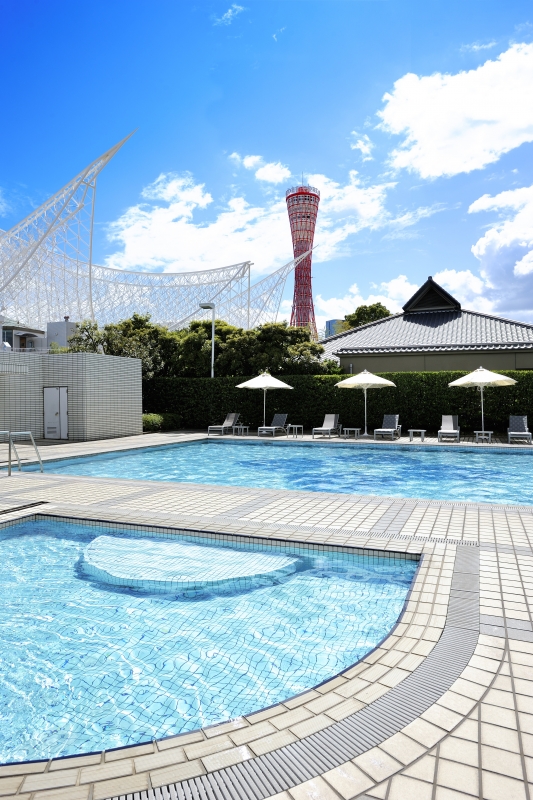 ホテルオークラ神戸の屋外プールがオープン　神戸市中央区 [画像]