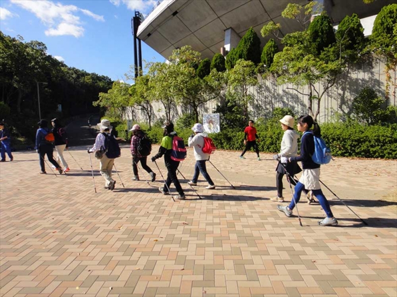 『女性限定ランチ付き ノルディックウォーキング ～垂水を歩こう～』　神戸市須磨区 [画像]