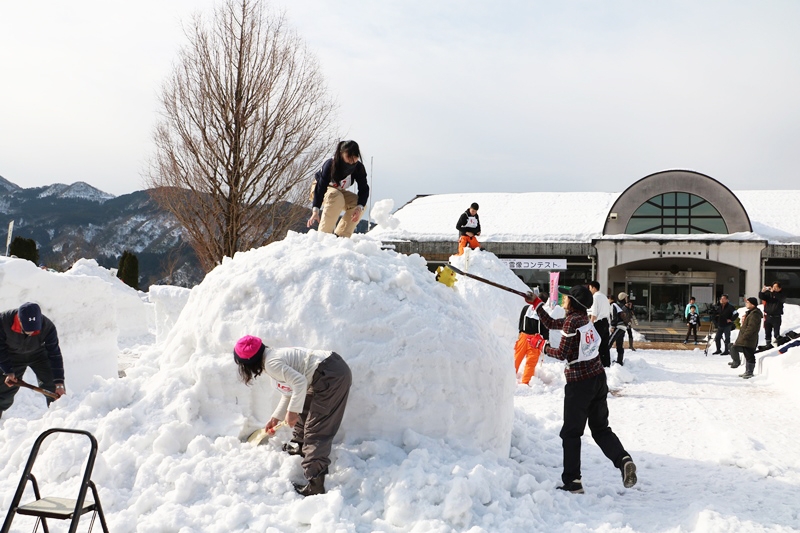 兵庫県立但馬牧場公園『雪上運動会』『雪像コンテスト』 [画像]