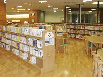 加西市立図書館