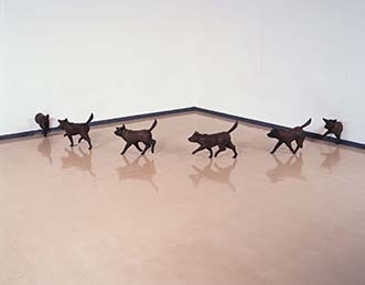 【特集】動く！美術―動きはどう表現されてきたか―』
籔内佐斗司《犬モ歩ケバ》1989年