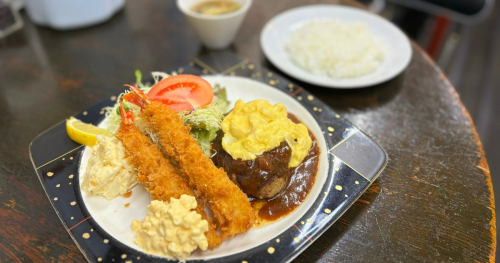 JR灘駅から徒歩で約6分『なんじゃろ 本店』でハンバーグ＆エビフライのランチを実食　神戸市