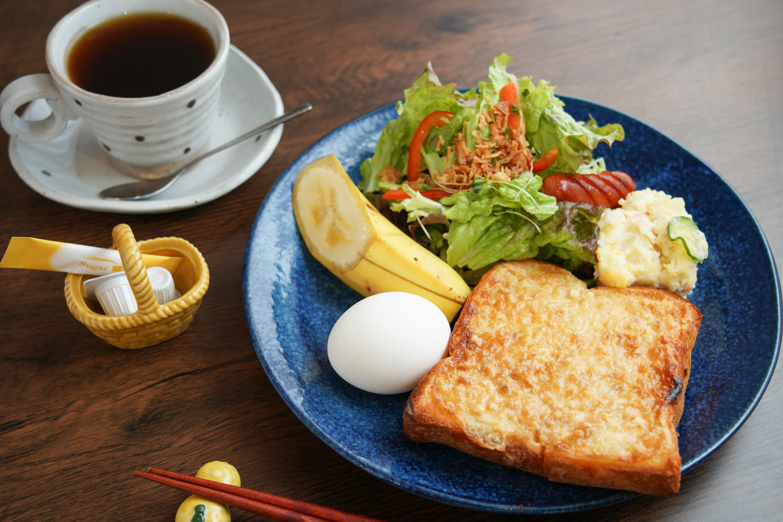 「ちょっぴり贅沢トーストセット」コーヒー450円＋200円（税込）