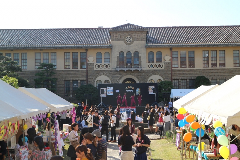 神戸女学院大学『岡田山祭』　西宮市 [画像]