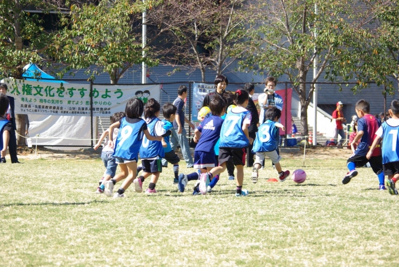 『INAC神戸レオネッサ 子ども人権サッカー教室』参加者募集 [画像]