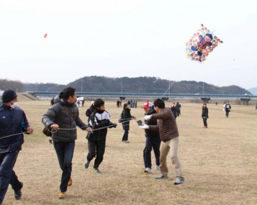 『第11回たつの市凧あげ祭り』　たつの市