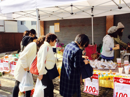 選りすぐりの品をワンコインで『第19回雛めぐり かいばら100円笑店街』　丹波市