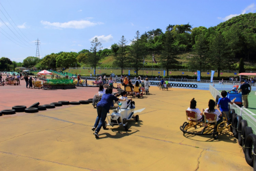 播磨中央公園で、さいくるらんど半額イベント実施　加東市