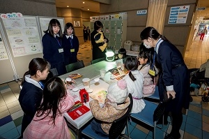 須磨海浜水族園『やってみよう！-海の声に耳をすませて-』 [画像]