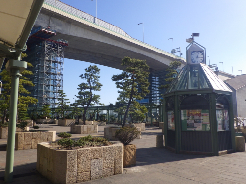 『ステーションマルシェ舞子公園』　神戸市垂水区