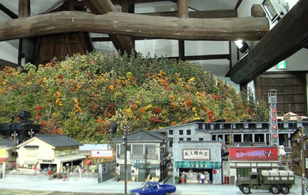 スーパージオラマで昭和の情景を再現『昭和レトロ情景館』オープン
