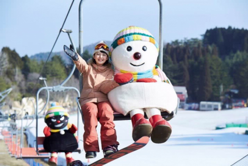 「六甲山スキークーポン」11月17日から発売開始