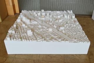神戸市立灘図書館に震災前の街の復元模型を展示 [画像]