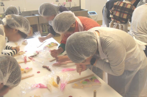 てっちゃん工房　バレンタイン企画『ハート型かまぼこを作ろう！』　神戸市東灘区