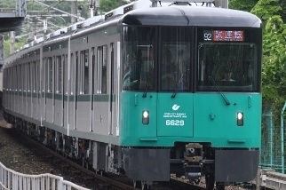 神戸市営地下鉄 西神・山手線で新型車両「6000形」が営業運転開始 [画像]