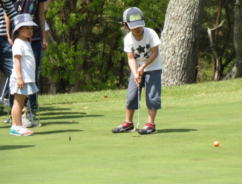 ゴルフ場が1日限定テーマパークに『第12回 ディスカバー淡河ハイク＆スポーツフェスタ』神戸市北区