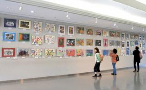 グリーンアリーナ神戸『須磨区小学校絵画展』　神戸市須磨区