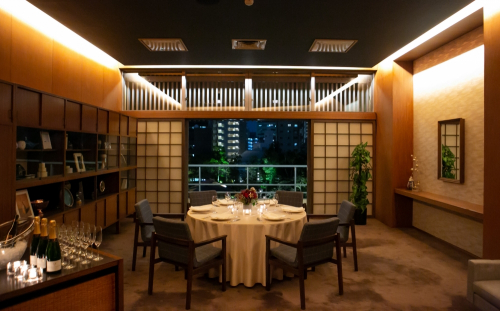 神戸の迎賓館「THE SORAKUEN」に完全予約制のプライベートレストラン『相楽』オープン
