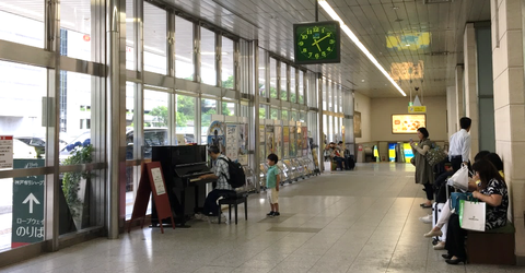 JR新神戸駅にストリートピアノが登場　神戸市中央区 [画像]