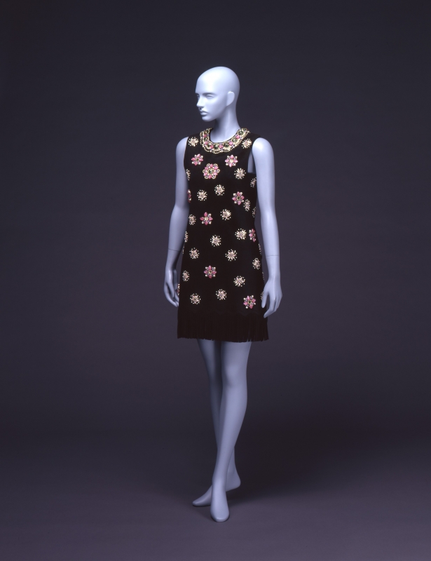 「イブニング・ドレス」イブ・サンローラン、1968年