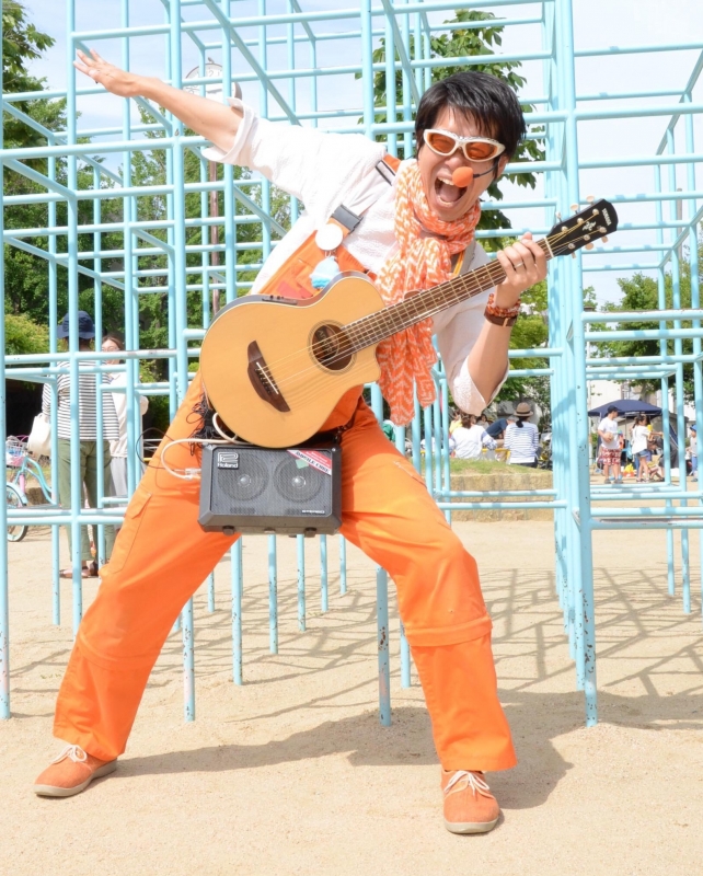こべっこランド『須磨のスター しんごお兄さんと歌おう！遊ぼう！』　神戸市中央区 [画像]