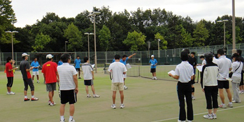 神戸総合運動公園でテニスレッスン　参加者募集