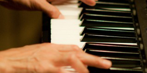 世界的な名ピアノを演奏「スタインウェイを弾こう2014」参加者募集　太子町