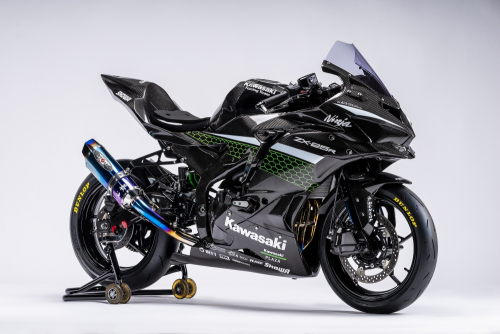 カワサキモータースジャパン「Ninja ZX-25R」レースイメージ車両公開