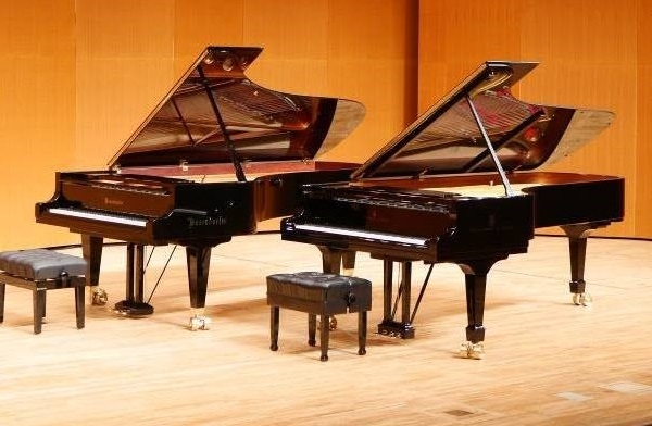 神戸文化ホールを貸し切りコンサートピアノを体験『HALLdePIANO』 [画像]