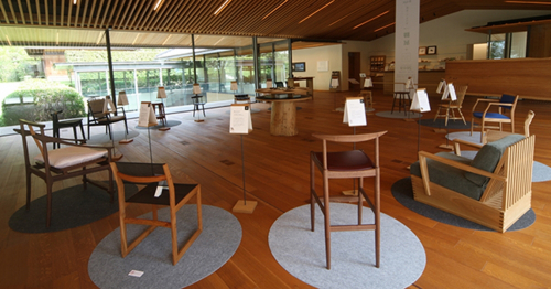 竹中大工道具館「一脚展」兵庫県内で活動する家具作家自慢の“一脚”　