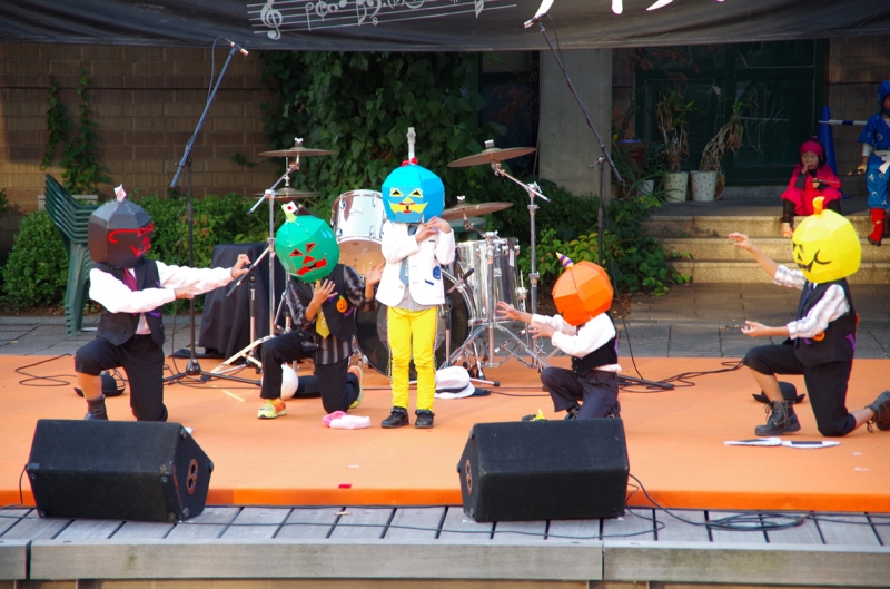 「六甲アイランドハロウィンフェスティバル＆収穫祭2014」　神戸市東灘区 [画像]