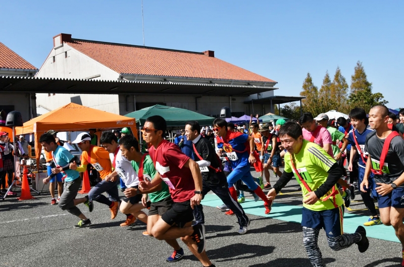 『さつまいもリレーマラソン2020～採って走って笑って冬支度編～』神戸市西区 [画像]