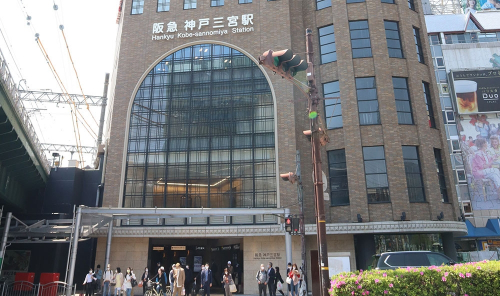 神戸のシンボルが生まれ変わる「神戸三宮阪急ビル」開業