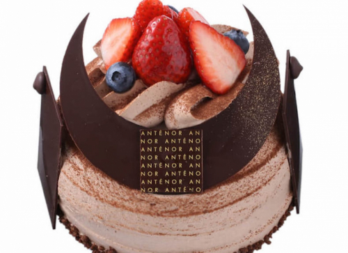 アンテノール「こどもの日」のための『KABUTO（かぶと）ケーキ』を販売