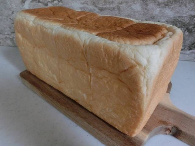 「純生食パン」1本（2斤）864円（税込み）