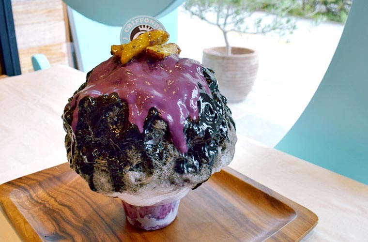 「紫芋と黒ごま」イートイン1,320円、テイクアウト1,296円（すべて税込）※7月末まで