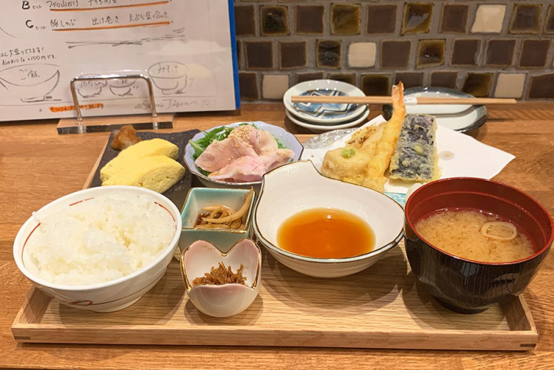EKIZO神戸三宮「魚のじげん」で日替わり定食を食べてきました [画像]