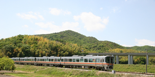 運転体験や洗車の体験乗車など「JR姫新線車両基地見学会」参加者募集　たつの市