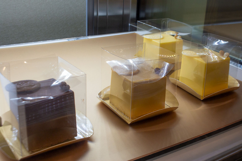Moderne Cube（モデルヌ キュブ）ショコラ・キャラメル・チーズ