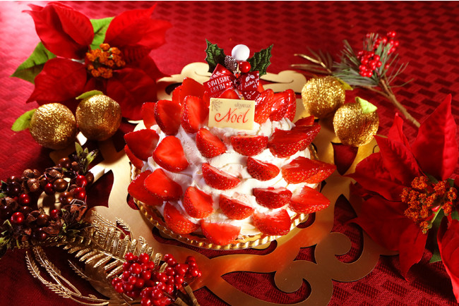 あまおうたっぷり苺のクリスマスケーキ 直径約15cm　6,000円（税込）限定40台、直径約12cm 5,000円（税込）限定50台