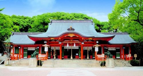 大丸神戸店　生田神社の神職が店頭で御祈祷する「靴の感謝祭」