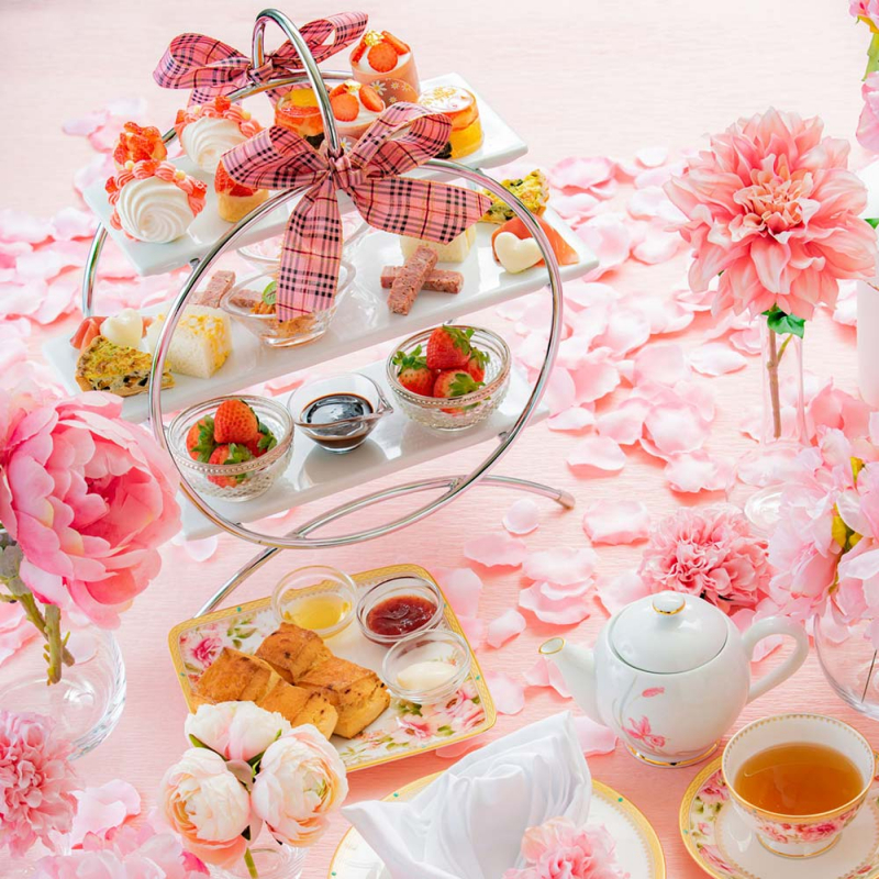 ホテル ラ・スイート神戸ハーバーランド「Pink Strawberry Afternoon Tea」神戸市中央区 [画像]