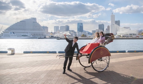 神戸の街にマッチした人力車「リムジンリキシャ」誕生　神戸市中央区