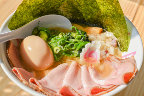 オープン「麺や志shirusu」鶏とん醤油ラーメン実食レポ　丹波市