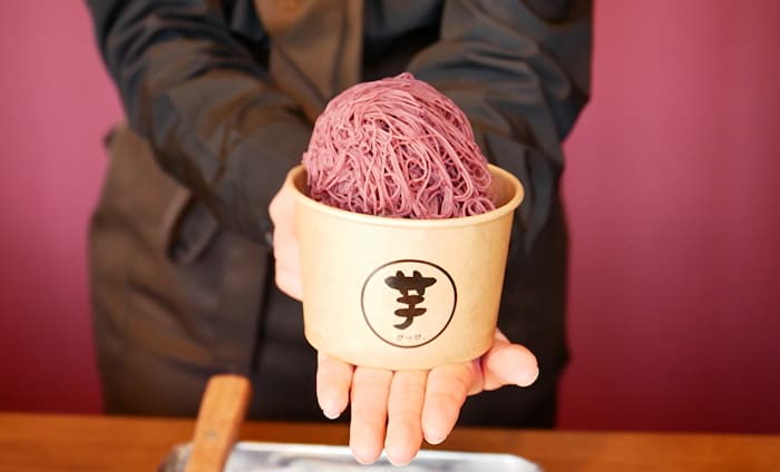 「1mm絹糸の紫芋とアイス」1,300円（税込）