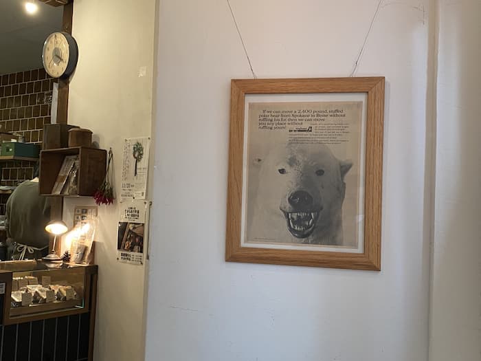 店名のknut（クヌート）はドイツのベルリン動物園の白熊の名前が由来なんだとか、お店の至る所に白熊のインテリアが置いてあります