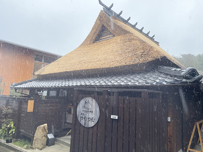 『かやぶき古民家カフェ つむつむ』に行ってきました　西宮市 [画像]