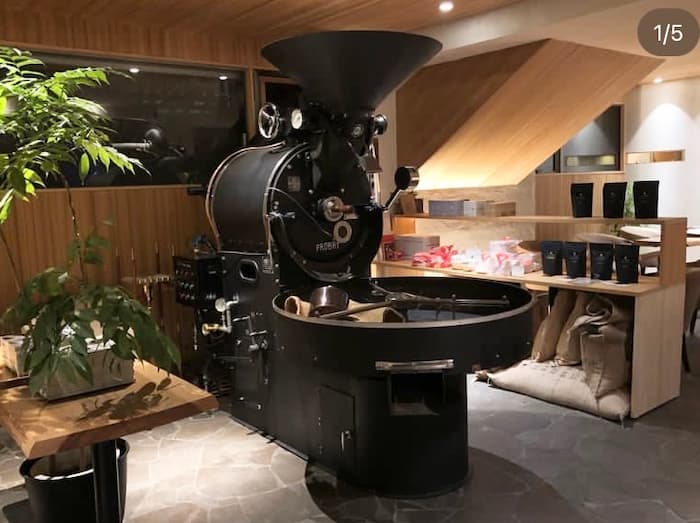 出典：Instagramより　プロバット社22kgヴィンテージ焙煎機
1800年代からコーヒーの焙煎機を製造し続けてきたドイツの老舗メーカー「プロバット社」の中でも1970年製の貴重なもの